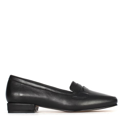 Siyah Klasik Kadın Ayakkabı 22107