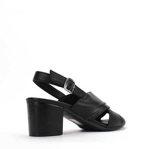Siyah 6 cm Topuklu Tokalı Kadın Deri Sandalet 339 23116-1