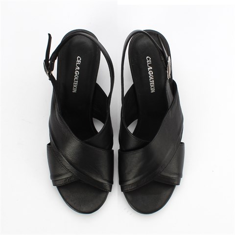 Siyah 6 cm Topuklu Tokalı Kadın Deri Sandalet 339 23116-1